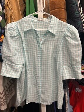 Alice + Olivia Blouse large worn once